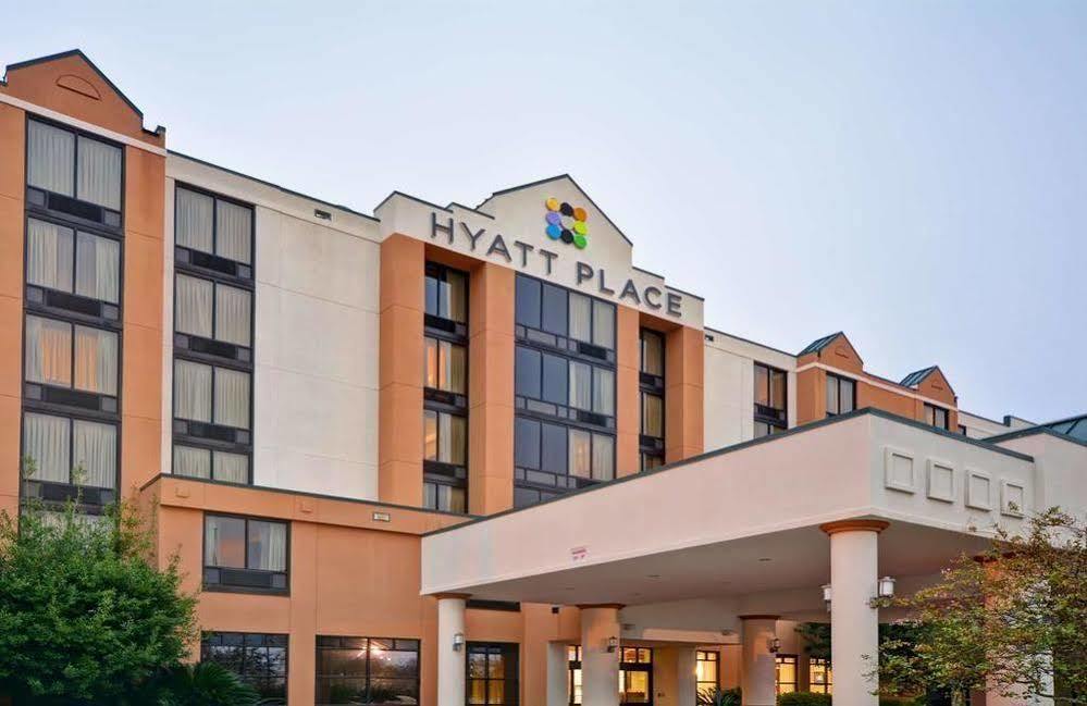 Hyatt Place Roanoke Airport / Valley View Mall Exterior photo